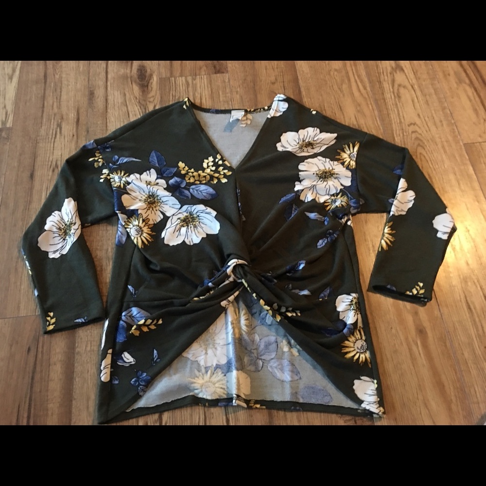 Top with knot front